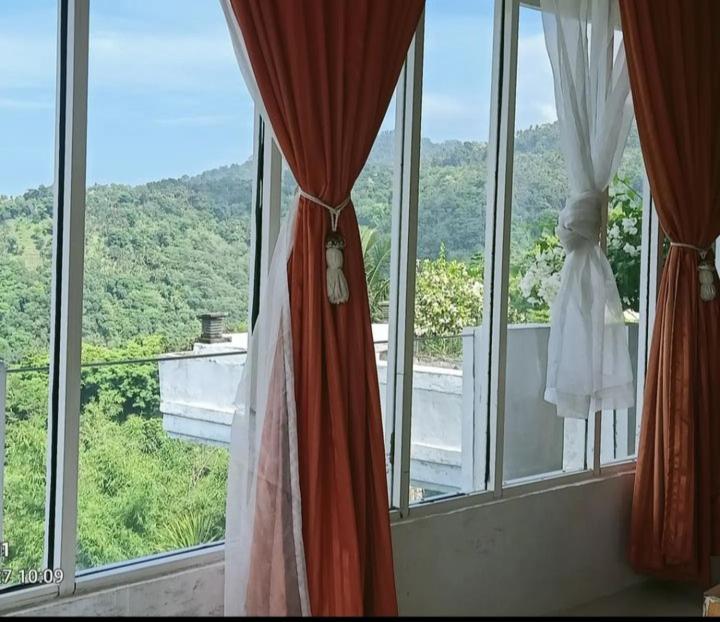 Rara Villas Lombok Senggigi Esterno foto